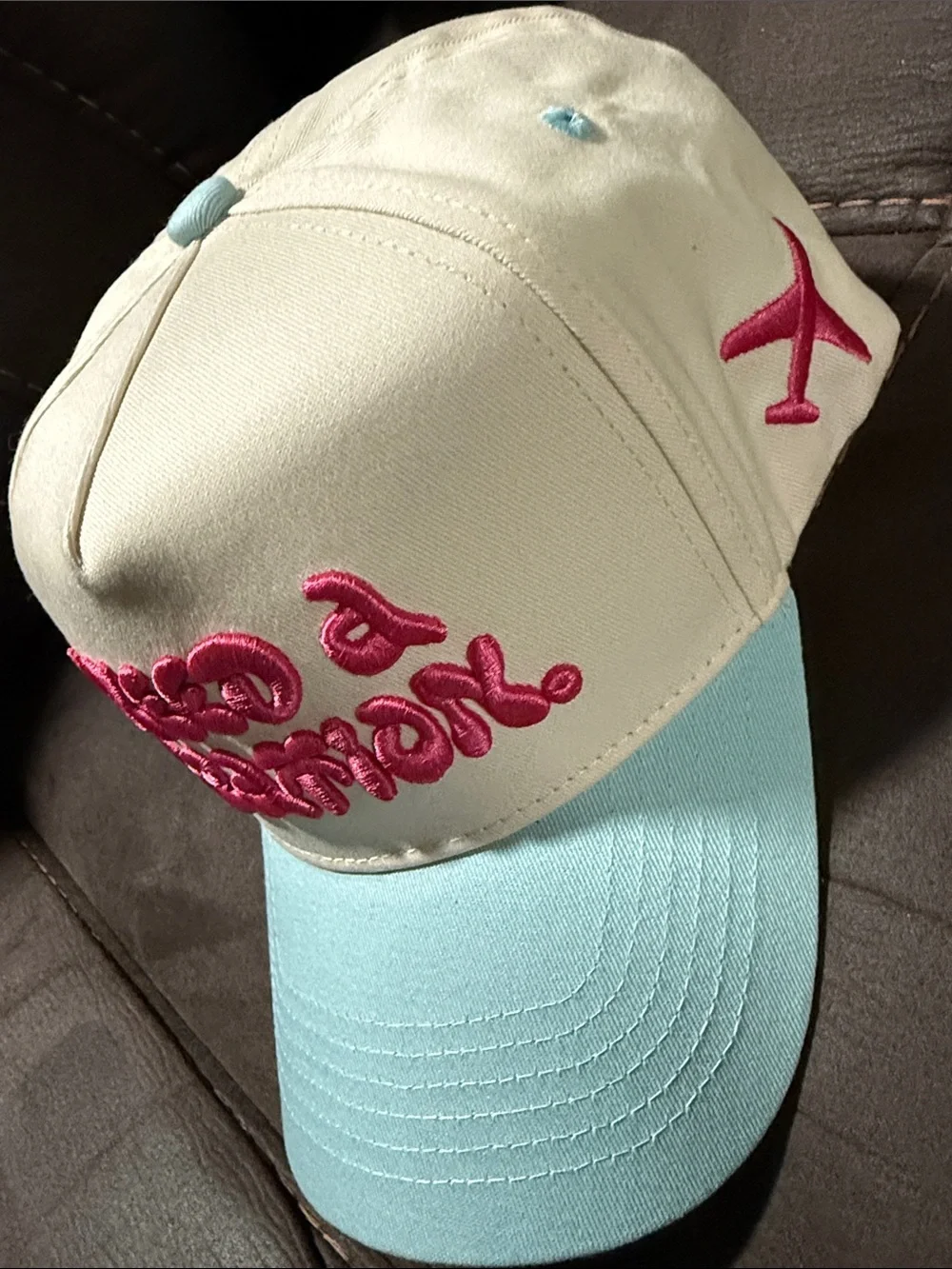 Women’s Beige & Light Blue Embroidered 'I Need a Vacation' Trucker Hat